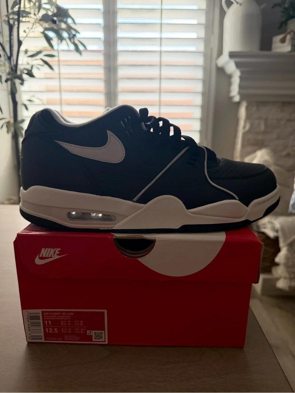NIB Nike Men’s Air Flight’89 Low 11M